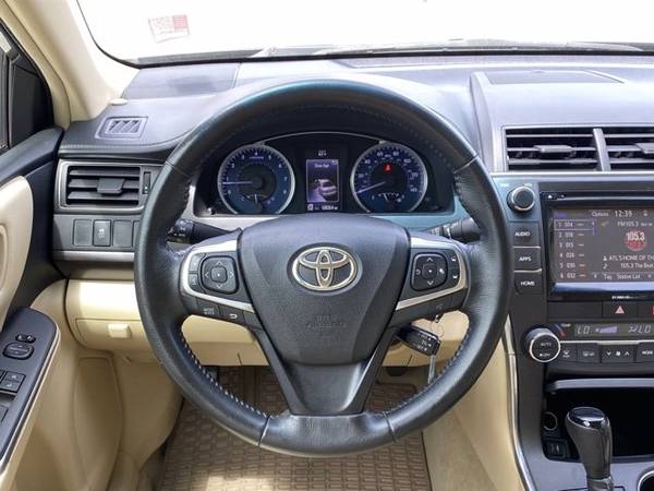 2016 Toyota Camry XLE - - by dealer - vehicle for sale in Carrollton, GA – photo 23