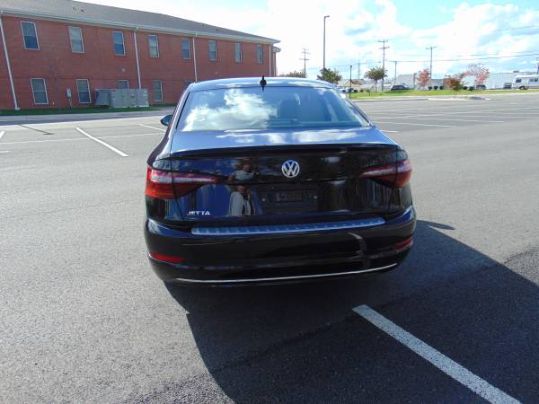 2019 ONE OWNER VW JETTA SEL WITH ONLY 13,500 MILES - cars & trucks -... for sale in Fredericksburg, VA – photo 7