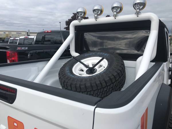 2020 Jeep Gladiator "Scrambler" for sale in Spring Lake, MI – photo 3