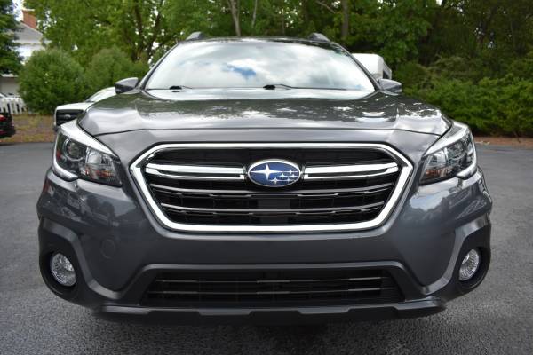1 Owner 2018 Subaru Outback Limited LIKE NEW! Warranty NO DOC FEES! for sale in Apex, NC – photo 4