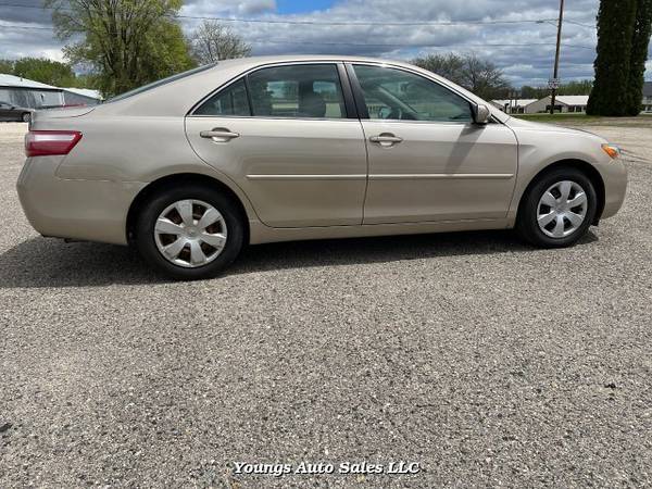 2009 Toyota Camry LE 5-Spd AT - - by dealer - vehicle for sale in Fort Atkinson, WI – photo 6