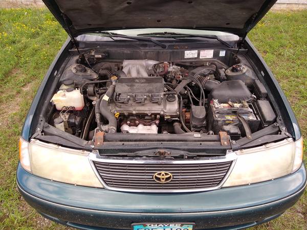 1999 Toyota Avalon LS 220K -CLEAN- - cars & trucks - by owner -... for sale in Fremont, OH – photo 11