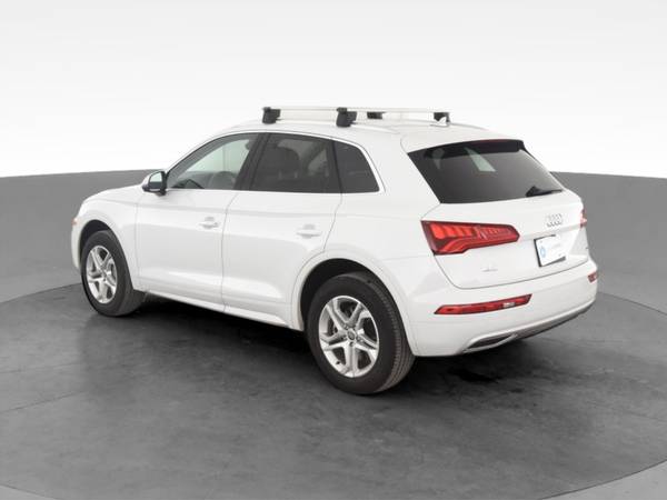 2019 Audi Q5 Premium Sport Utility 4D suv White - FINANCE ONLINE -... for sale in Chicago, IL – photo 7