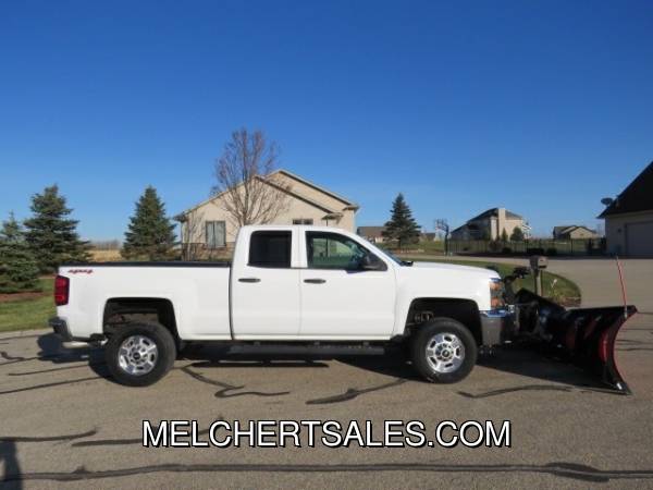 2015 CHEVROLET 2500HD LT DOUBLE 6.0L 4WD NEW BOSS V-PLOW - cars &... for sale in Neenah, WI – photo 2