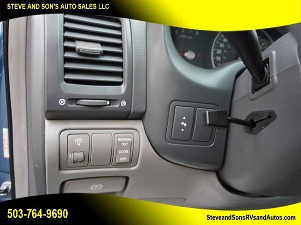 2007 Kia Sedona - - by dealer - vehicle automotive sale for sale in Happy valley, OR – photo 13