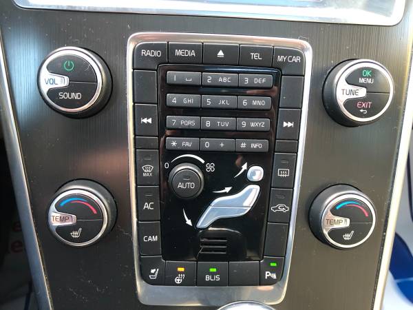 2015 VOLVO XC60 AWD 3.2 PREMIER-PLUS - cars & trucks - by dealer -... for sale in Williston, VT – photo 21
