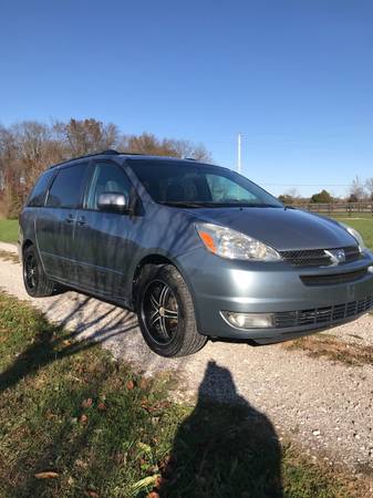 2004 Toyota Sienna - cars & trucks - by owner - vehicle automotive... for sale in Berea, KY – photo 3