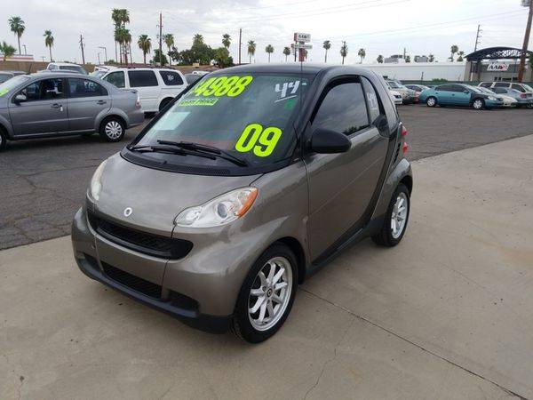 2009 smart Fortwo Pure FREE CARFAX ON EVERY VEHICLE for sale in Glendale, AZ – photo 2