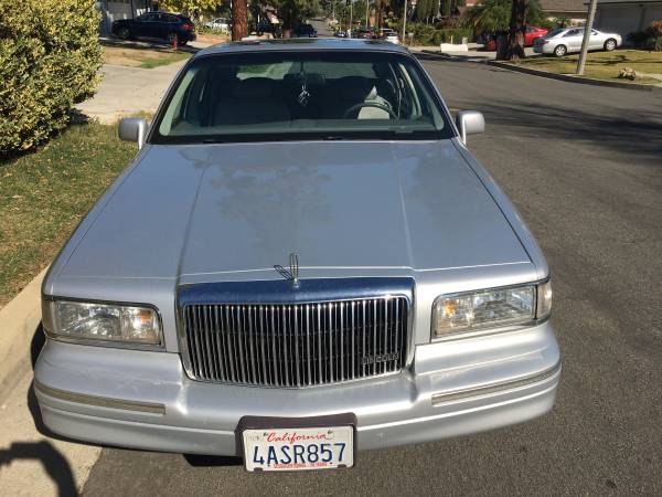 1997 Lincoln Towncar for sale in Rowland Heights, CA – photo 14