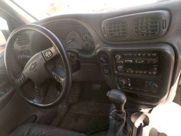 2002 chevy trailblazer for sale in Other, IA – photo 2