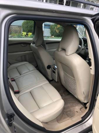 2011 Volvo XC70 12000 obo for sale in Stoystown, PA – photo 2