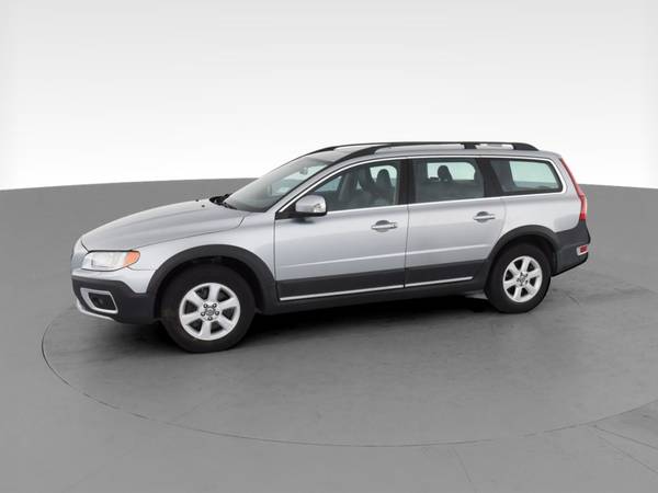 2010 Volvo XC70 3.2 Wagon 4D wagon Silver - FINANCE ONLINE - cars &... for sale in South Bend, IN – photo 4