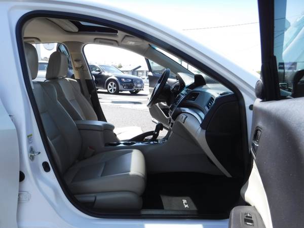 2014 Acura ILX 2 0 Premium Sedan Heated Leather 1-Owner - cars & for sale in LEWISTON, ID – photo 11