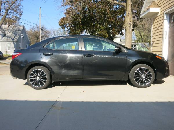 2014 Toyota Corolla S - cars & trucks - by owner - vehicle... for sale in La Crosse, WI – photo 4