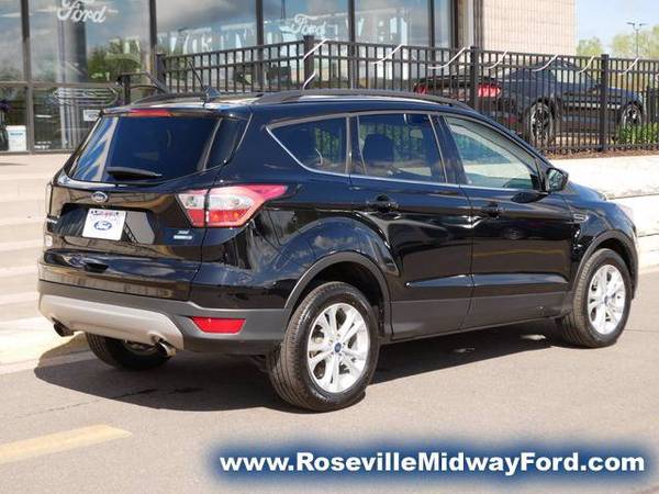 2018 Ford Escape Se - - by dealer - vehicle automotive for sale in Roseville, MN – photo 5