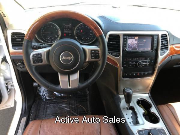2013 Jeep Grand Cherokee 4x4 Overland, One Owner! Loaded! SALE! for sale in Novato, CA – photo 12