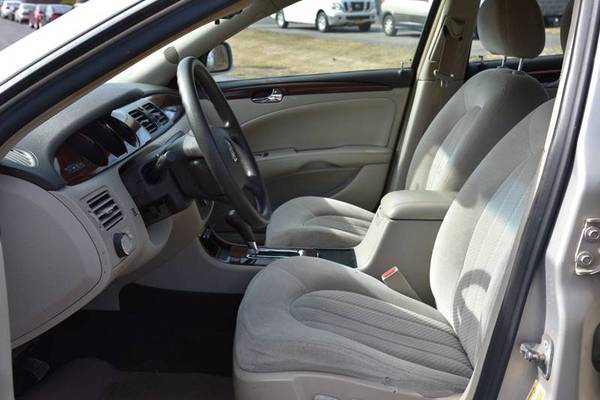 2007 BUICK Lucerne CX SEDAN! Solid TN Car! V6 ! #100 for sale in Glenmont, NY – photo 11
