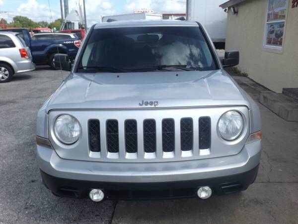 2011 Jeep Patriot FWD 4dr Sport with Body color grille for sale in Fort Myers, FL – photo 15