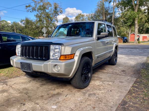 2008 Jeep Commander - cars & trucks - by owner - vehicle automotive... for sale in Brunswick, GA – photo 4