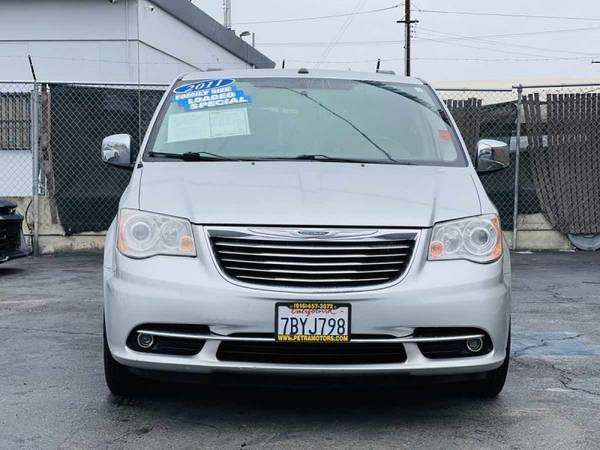 2011 Chrysler T & C Limited 3 6 Family Ready 249 per month O A C for sale in Sacramento , CA – photo 4