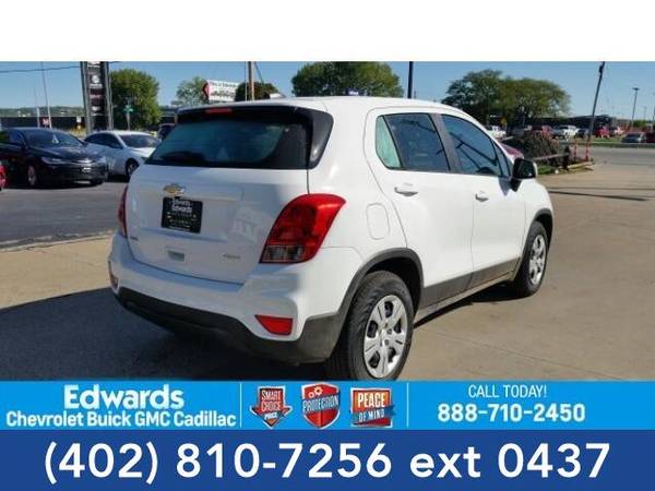 2018 Chevrolet Trax wagon LS (Summit White) for sale in Council Bluffs, IA – photo 6
