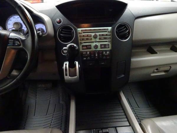 2011 Honda Pilot EX-L 4WD Heated leather DVD/TV Back up camer 3rd for sale in West Allis, WI – photo 7