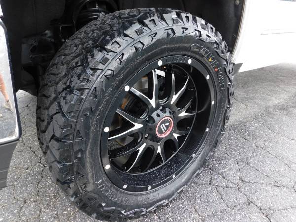 LIFTED 15 CHEVY SILVERADO 1500 LTZ CREW 4X4 20X10 NEW 33X12.50... for sale in KERNERSVILLE, NC – photo 24