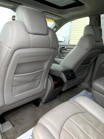 2008 Buick Enclave FWD 4dr CXL - - by dealer - vehicle for sale in Chesaning, MI – photo 18