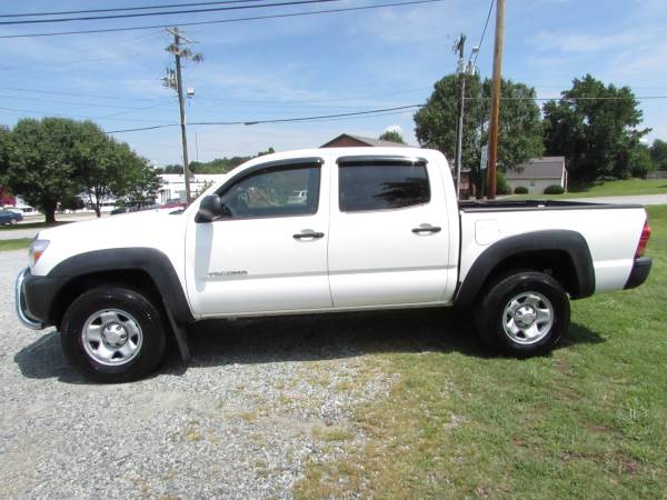 2015 Toyota Tacoma PreRunner 4x2 4dr Double Cab 5.0 ft SB 4A 112829 Mi for sale in Thomasville, NC – photo 4