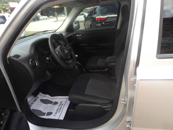 2011 Jeep Patriot FWD 4dr Sport with Body color grille for sale in Fort Myers, FL – photo 9