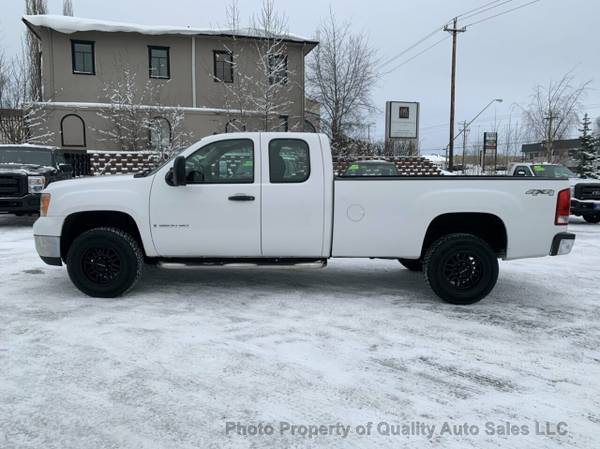 2009 GMC Sierra 2500HD 4WD Ext Cab Only 26K Miles! for sale in Anchorage, AK – photo 4