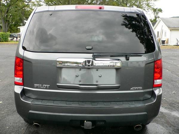 11 Honda Pilot EXL, Leather, Sunroof, DVD, Only 129K! Mint! We Finance for sale in binghamton, NY – photo 8