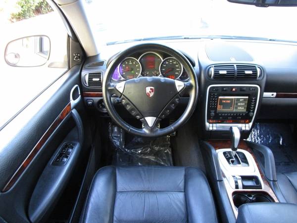 2004 Porsche CAYENNE - AWD - NAVI - LEATHER AND HEATED SEATS for sale in Sacramento , CA – photo 7