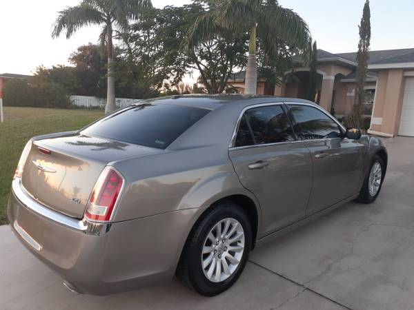 2014 Chrysler 300 for sale in Cape Coral, FL – photo 2