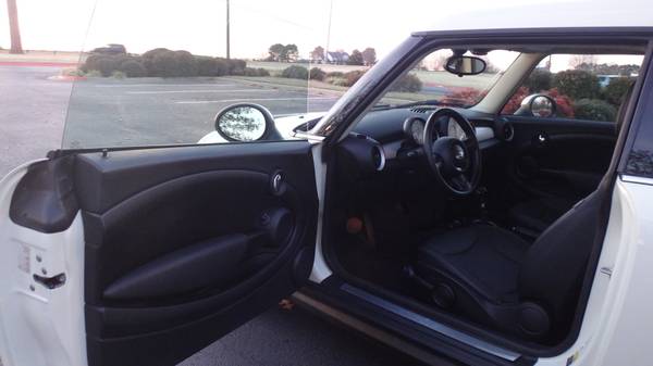 2014 Mini Cooper Clubman 3door Sport With 59K Miles - cars & trucks... for sale in Springdale, AR – photo 11
