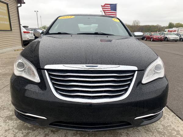 2013 Chrysler 200 4dr Sdn Limited - - by dealer for sale in Chesaning, MI – photo 2