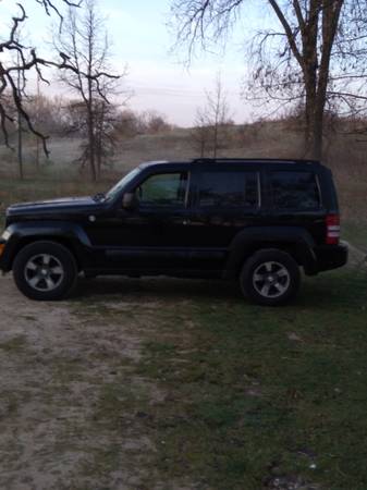 2008 JEEP LIBERTY 4, 500 obo for sale in Madison, WI – photo 9