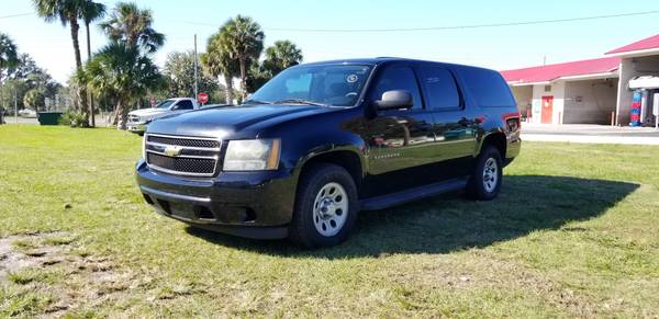 2011 Chevrolet Suburban 1500 - cars & trucks - by dealer - vehicle... for sale in Williston, FL – photo 3