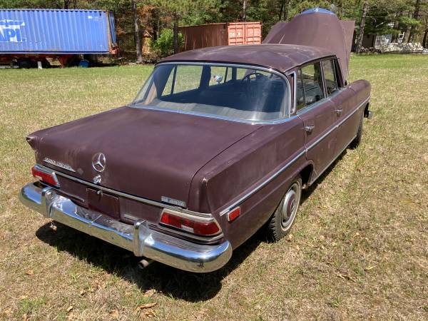 Mercedes Benz 200D for sale in Pittsburgh, PA – photo 3