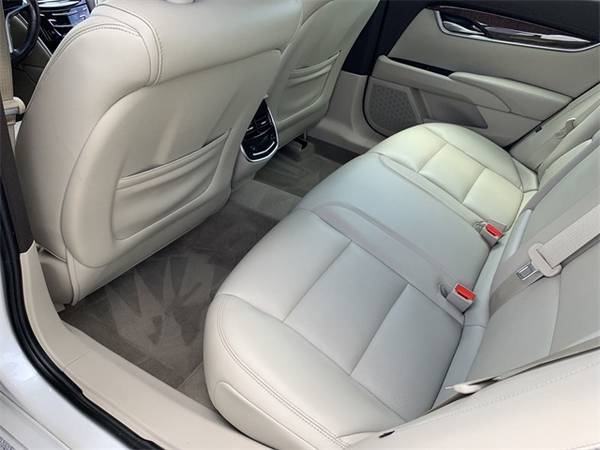 2016 Caddy Cadillac XTS Luxury sedan White for sale in Swansboro, NC – photo 18