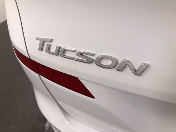 2019 Hyundai Tucson Dazzling White HUGE SAVINGS! - cars & for sale in Carrollton, OH – photo 12